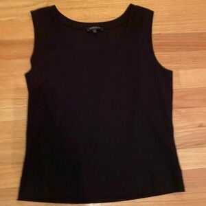 Lafayette 148 black women’s medium top/tank